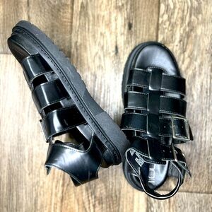 Women’s Black Sandals
